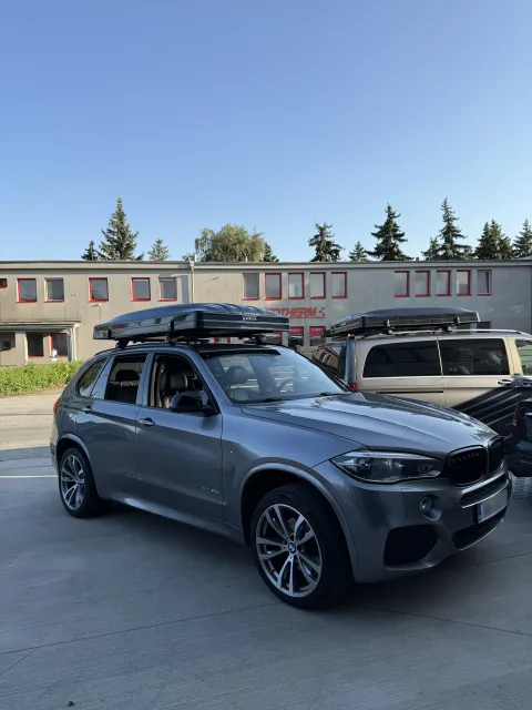 Snailer Abis MAX namiot dachowy na BMW X5 - zdjecie klienta z Slowacji
