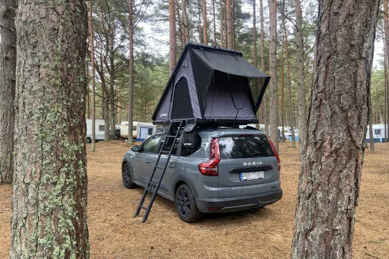 Snailer Alduo namiot dachowy na Dacia Jogger - zdjecie klienta z Polski