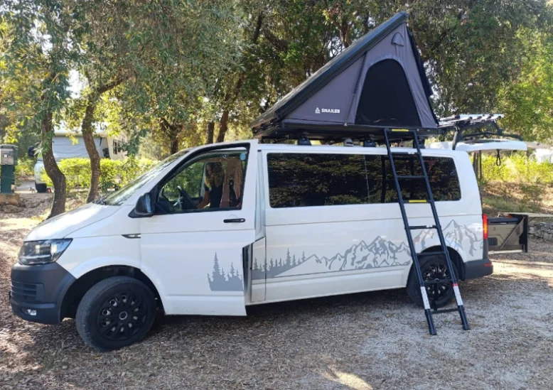 Snailer Alduo namiot dachowy na Volkswagen Transporter - zdjecie klienta z Slowacji